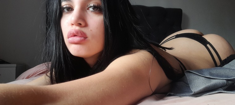 Giselle schmidt banner image