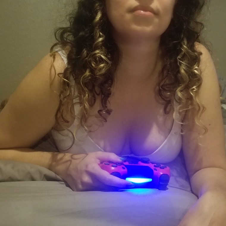 Glittery Gamer Girl banner image