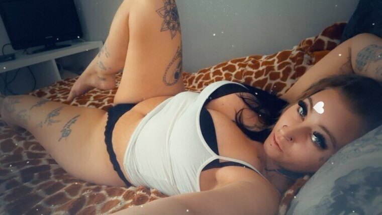 🤤Sexy_Glossy_inke😏 cover image