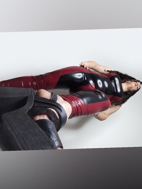Liona Cruel Crusher⛓️🖤 cover image