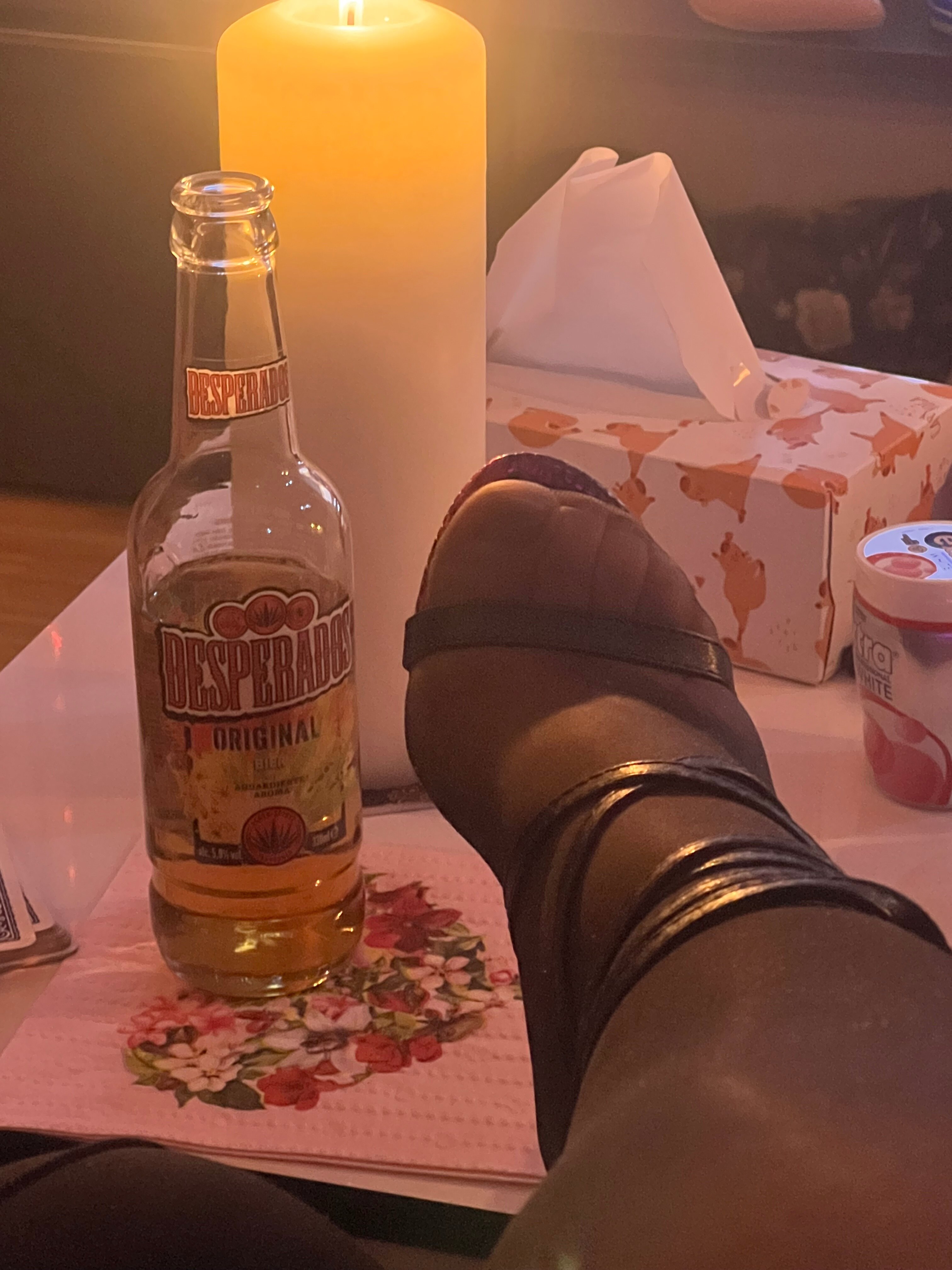 Mel_s_Goddess_feets_and_legs banner image