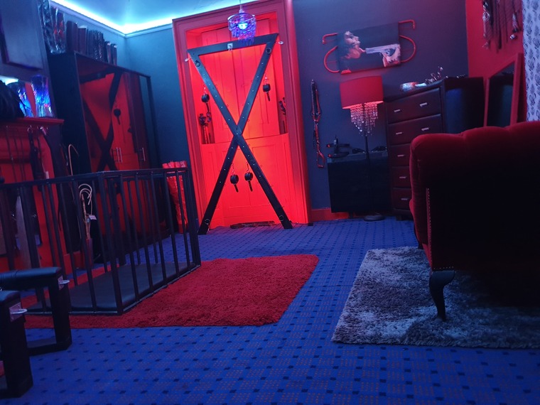 Goddess Amore Professional Dominatrix banner image