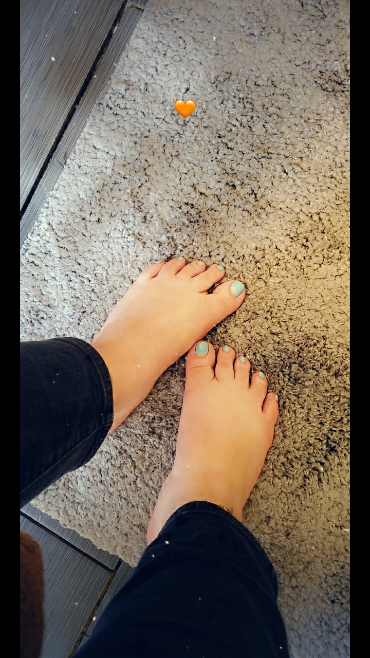 GoddessChubbyBunniFeet banner image