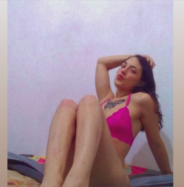 Goddess Leslie β€οΈβπ₯ banner image