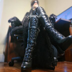 GoddessVaultress avatar