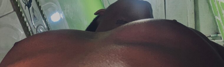 Gomez_🥵🤫 banner image