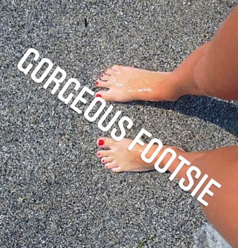 gorgeousfootsie banner image