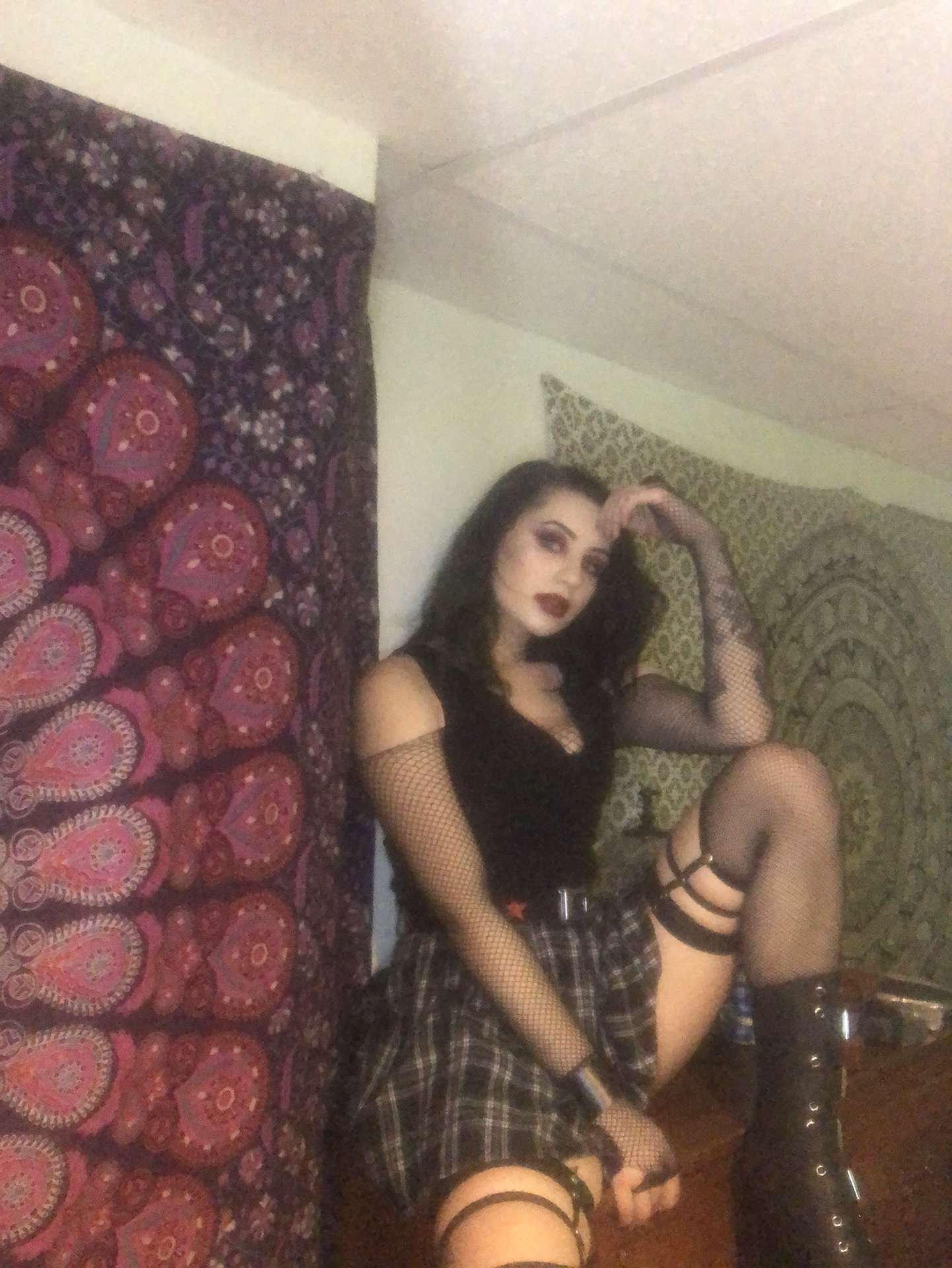 Spooky babe banner image