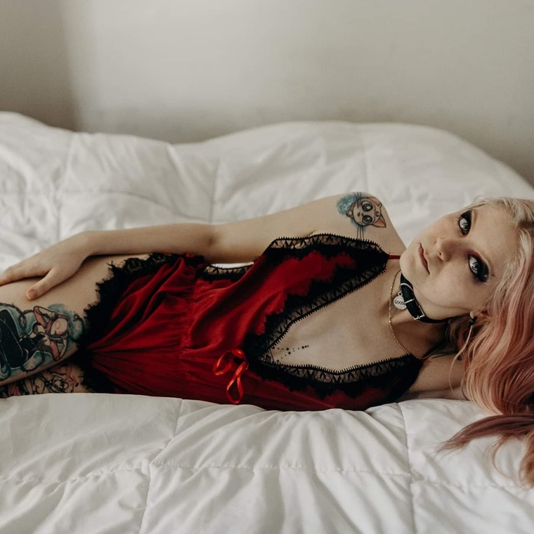Hekate Ravenna banner image