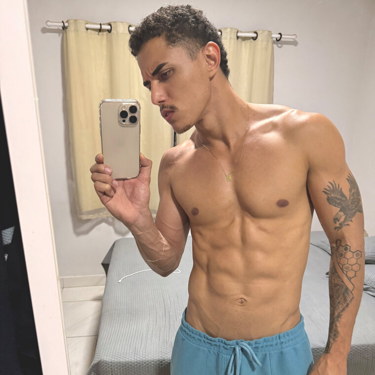 Gustavo cover image