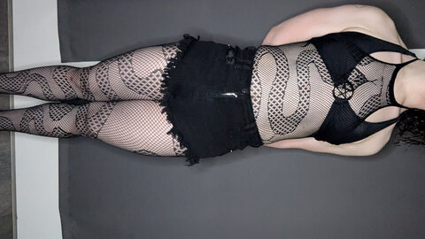 Gwen Free cover image