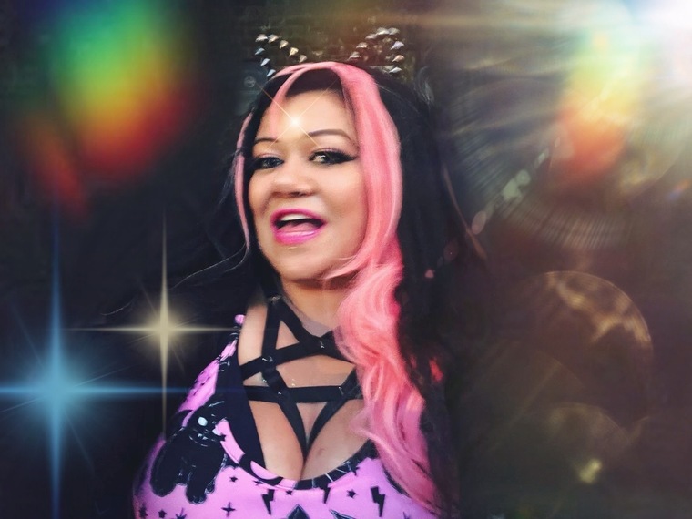 Gypsy Rosa Mojo (She/Her/Thee) cover image