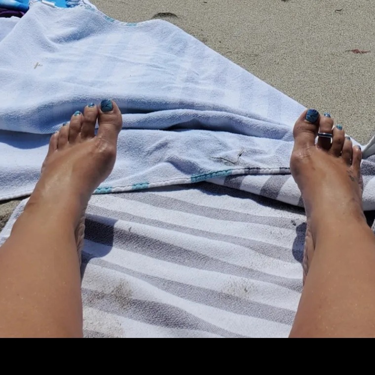 Mmmmmmm feet banner image