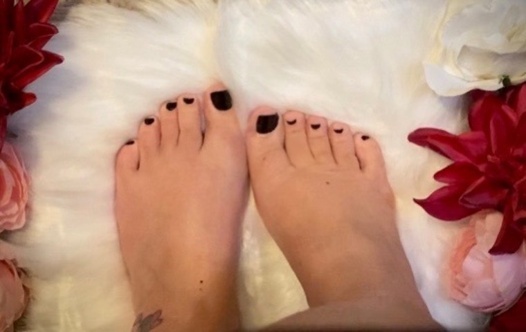 Hapa Pretty Feet cover image