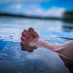 HappyFeeT avatar