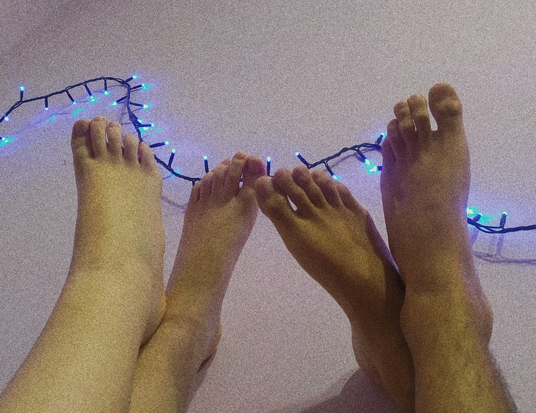 Happy feet banner image