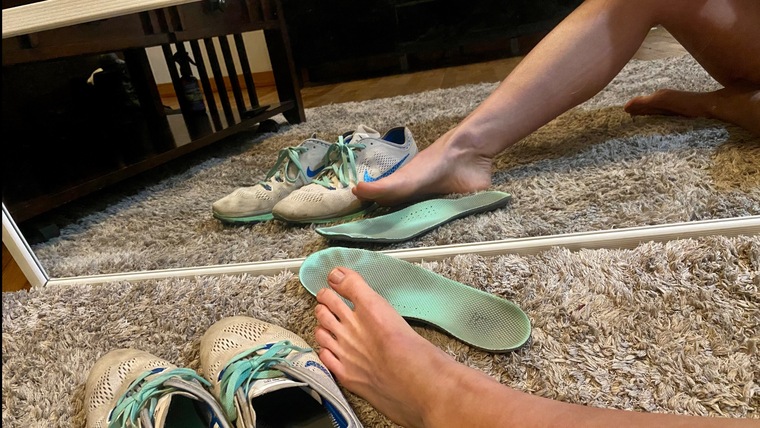 hard.working.feet cover image