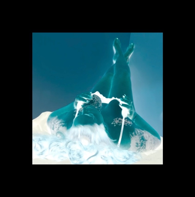 Hazeleyedmami91 cover image