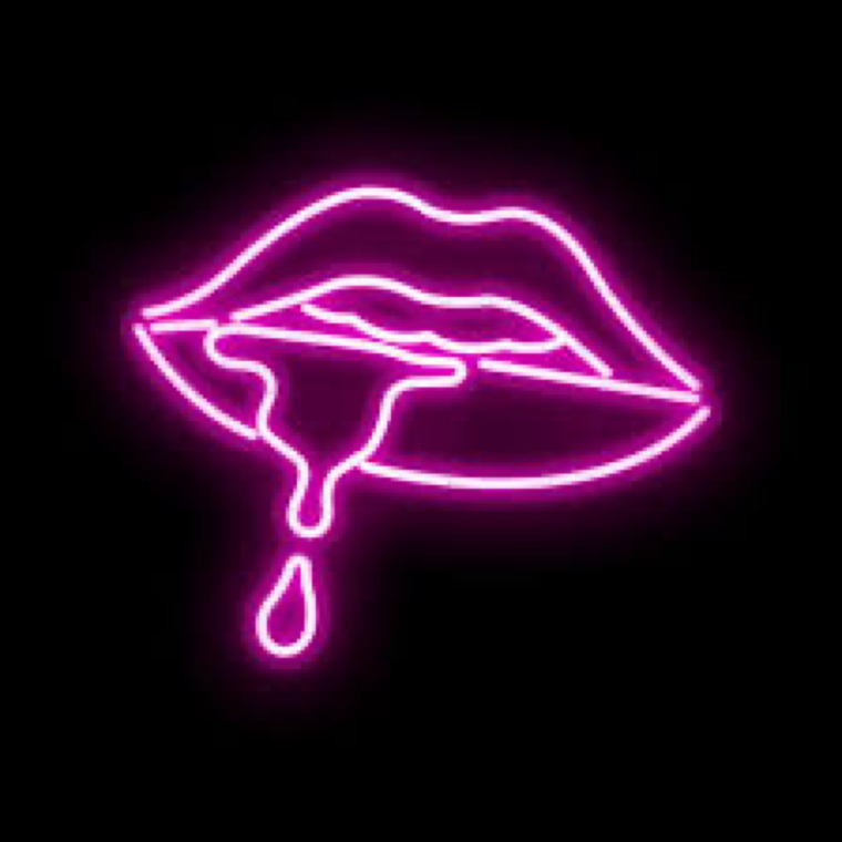 ViolentVal🌸🔮🔪 cover image