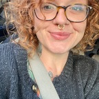 Heartshapedfox86 avatar