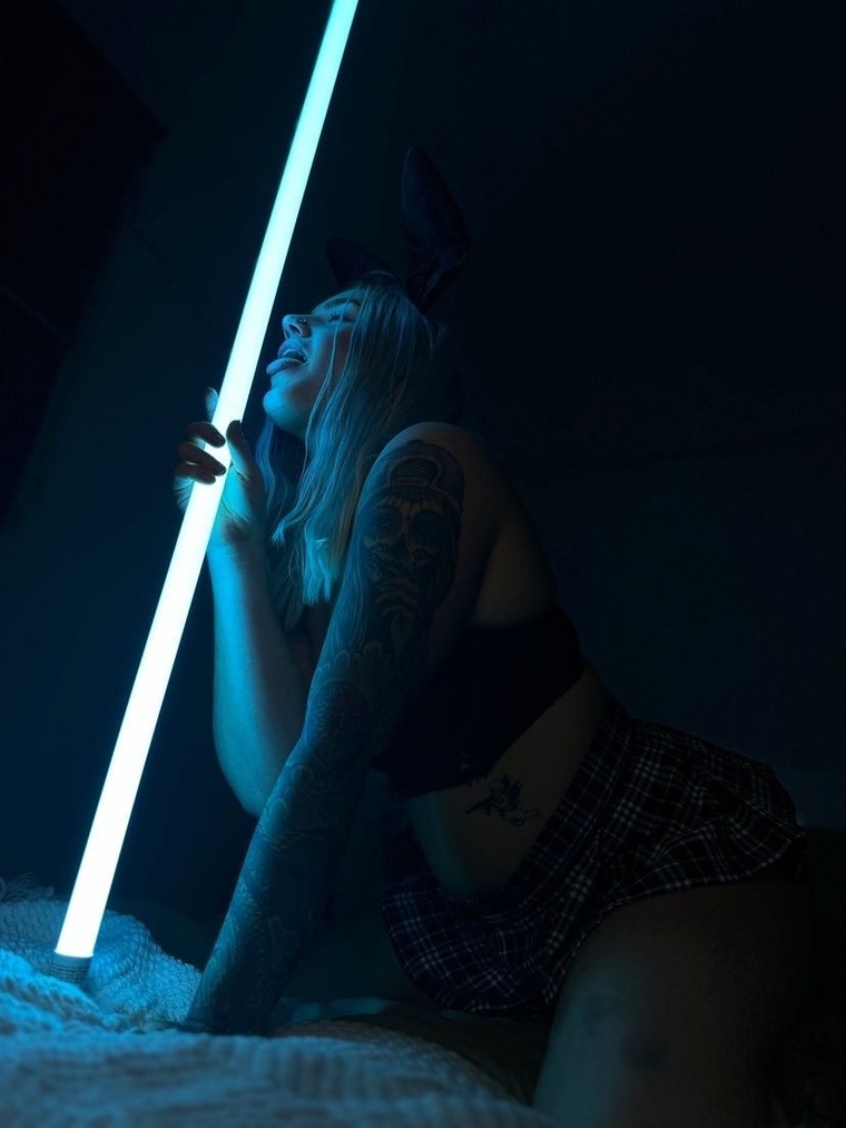 Heidi Starr ✩ banner image