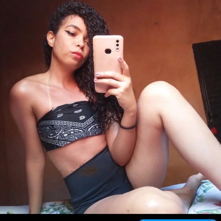 Helen Coutinho banner image
