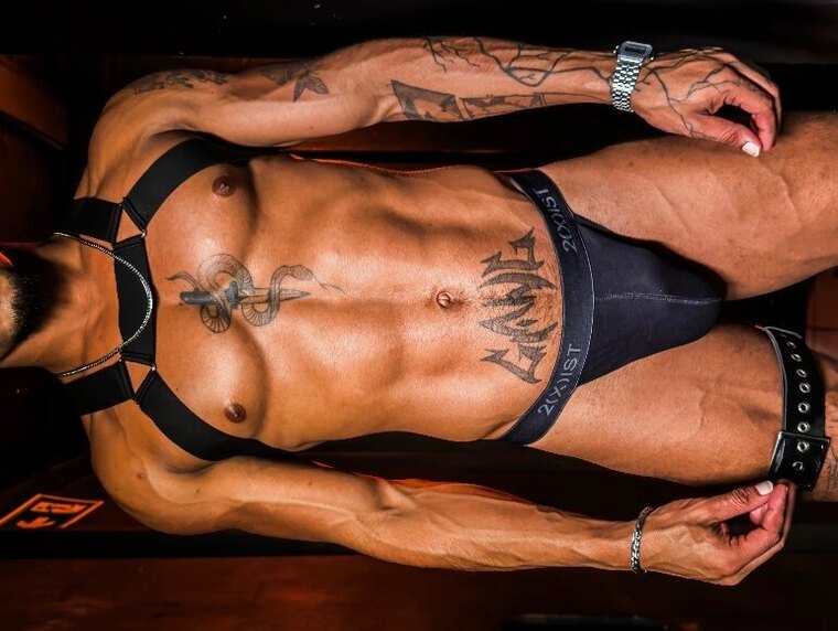 Henrique Cruz banner image
