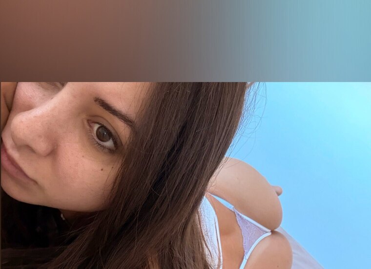 Mariel 💫💦 cover image