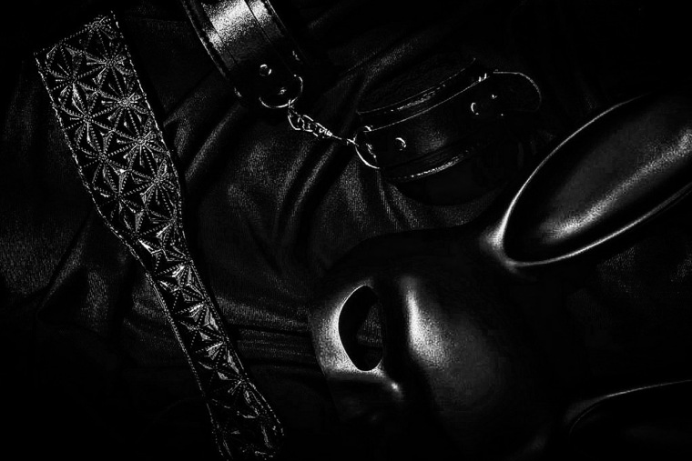 Hide Cheek banner image