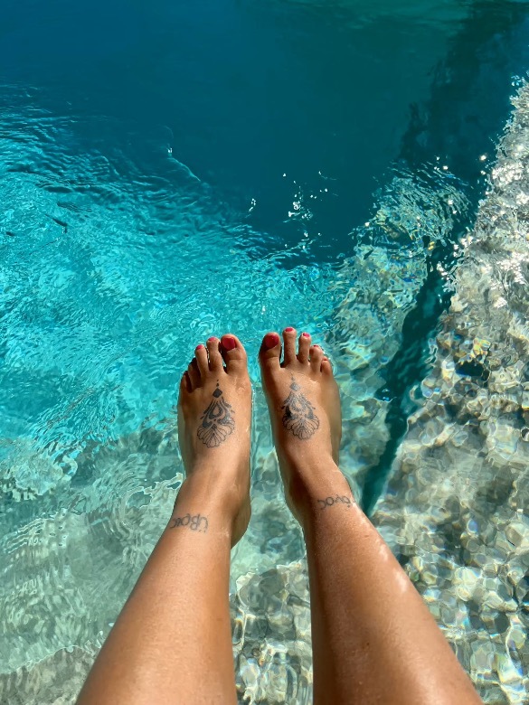 Hippie feet banner image