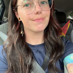 Holahotwife avatar