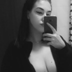 Holly avatar