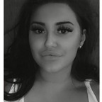 Hollie avatar