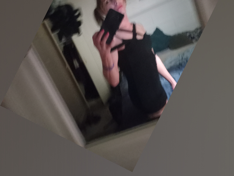 Holly_rose_xo banner image