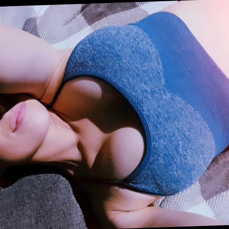 Miss Holly Red cover image