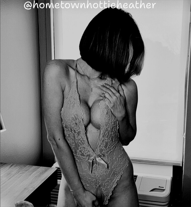 Your Hometown Hottie Heather cover image