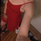 DominantQueenBee avatar