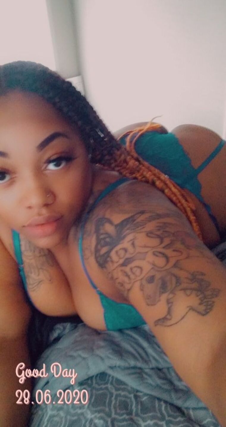 HoneyBabe banner image
