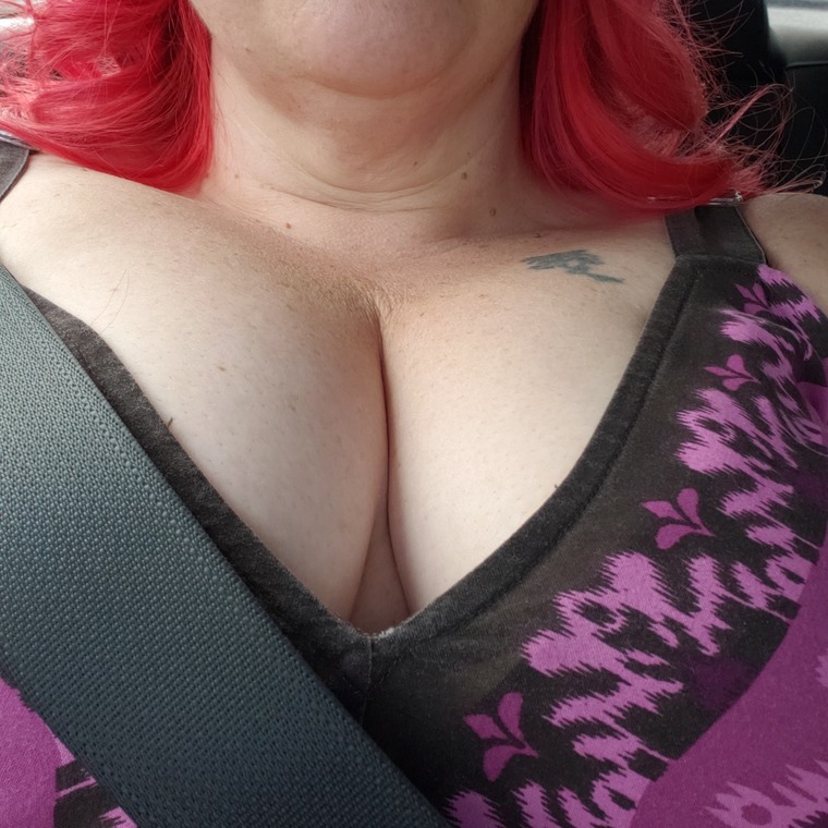 Honeywife69 cover image