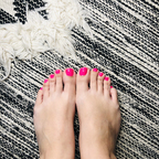 HotPinkyToes avatar
