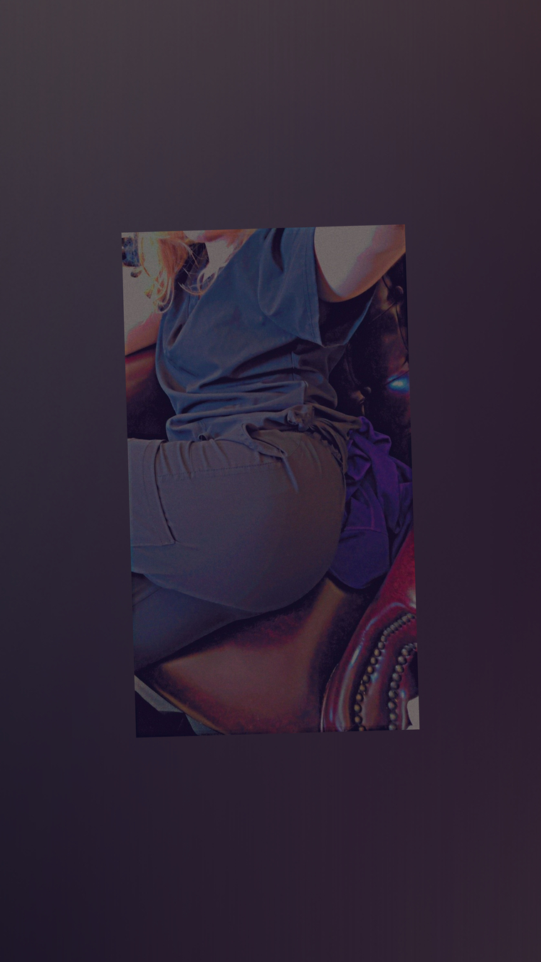 Blonde Baddie 😻 cover image