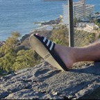 @hotbabeleg avatar