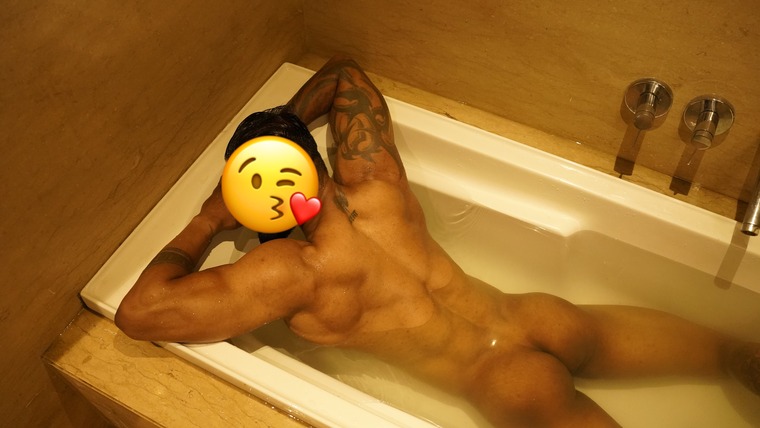 Hot Hunk xxx cover image