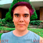 ♨️𝑯𝒐𝒕𝑲𝒚𝒍𝒆™♨️ avatar