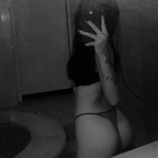 hot little white girl avatar