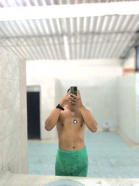 Hotmilitary 💚🔥 cover image