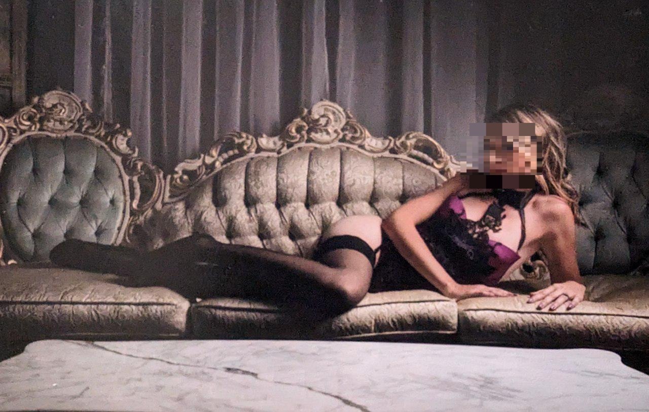 hotmomdotcom banner image