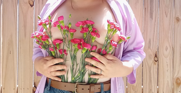 CurvyMomma banner image