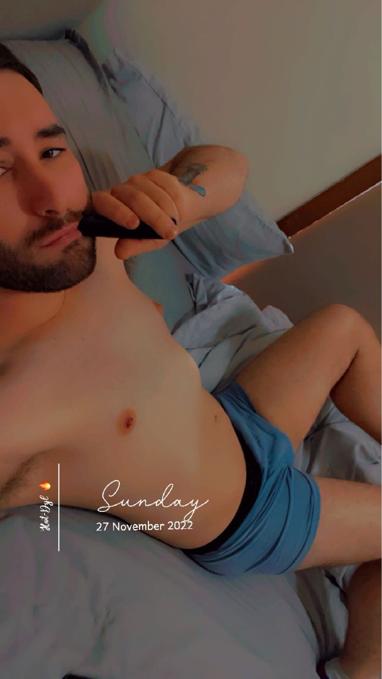 Hot-Dyl cover image