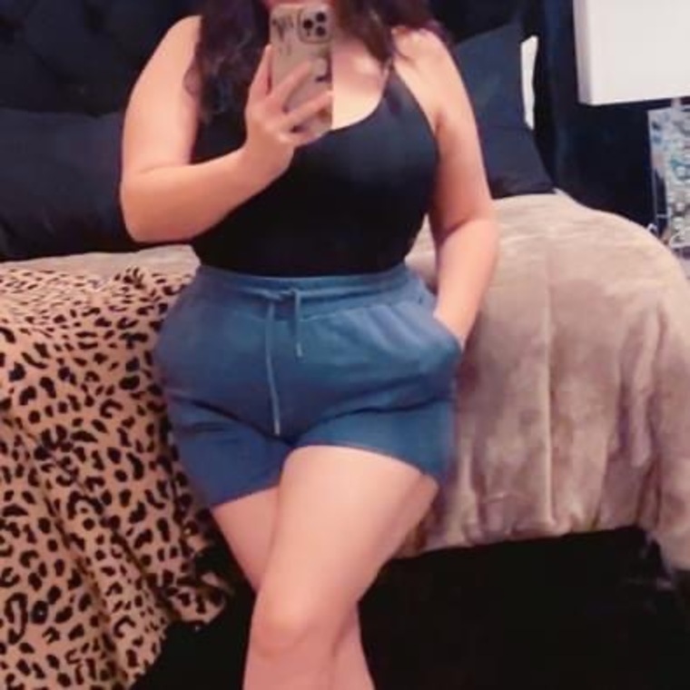hott&amp;&amp;sasssy cover image